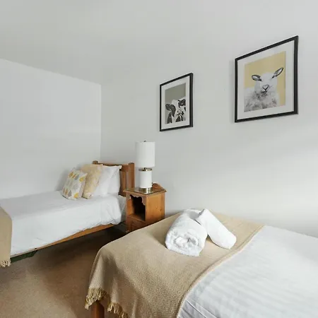 Tatil Evi Gale House *